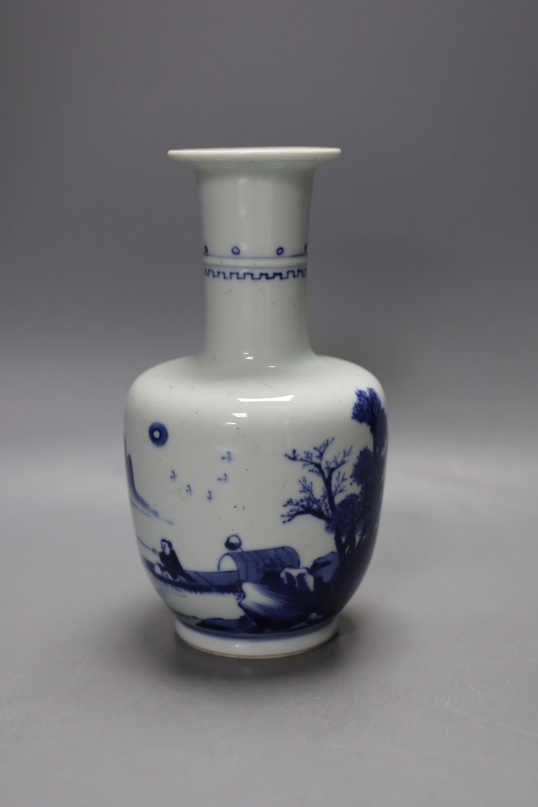 A Chinese blue and white ‘landscape’ vase, 20cm